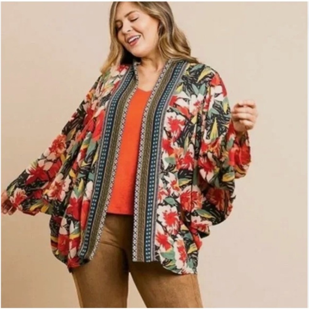 Umgee Size Small Multicolor Floral Kimono Cardigan Boho Bohemian Artsy Duster